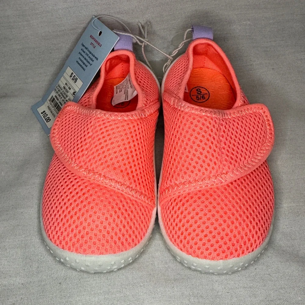 Cat & Jack Coral Mesh Slip-On Water Shoes – Toddler Size 5/6